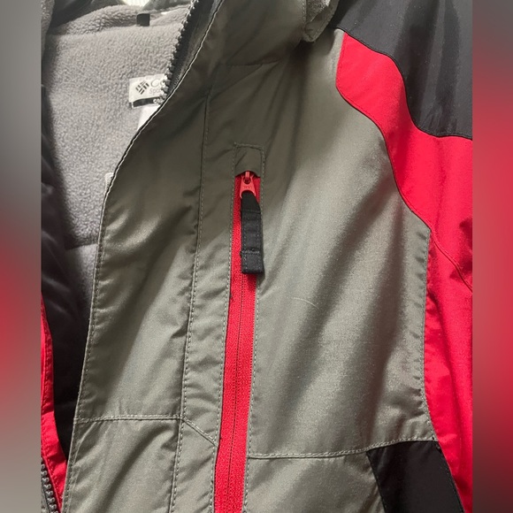 Columbia Youth Black and Red Sportswear Winter Jacket Size 14/16 Kids - Picture 7 of 7